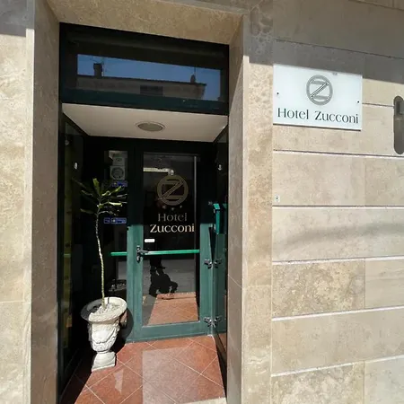 Hotel Zucconi